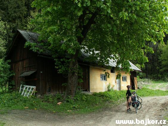 Skrvali se ve stodole Banderovci nebo majitel ped nimi?