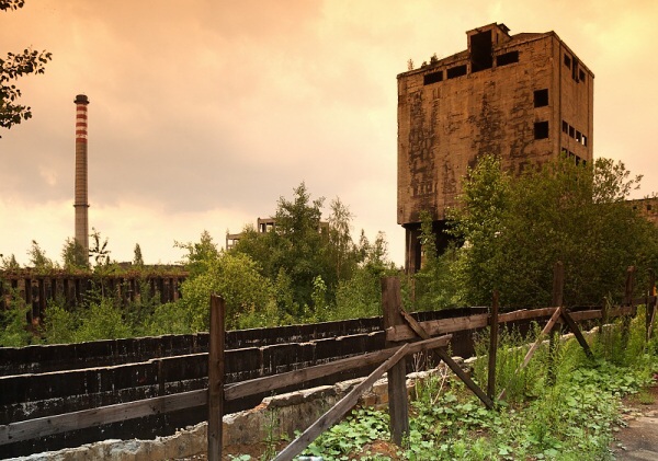 Emotivnj pohled na trosky kdysi obrovsk fabriky