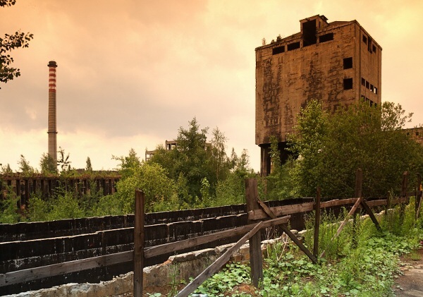 Emotivnj pohled na trosky kdysi obrovsk fabriky