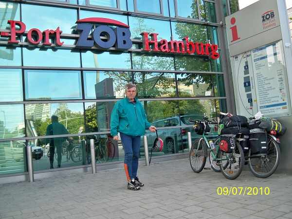 Na kole s brchou do Hamburgu