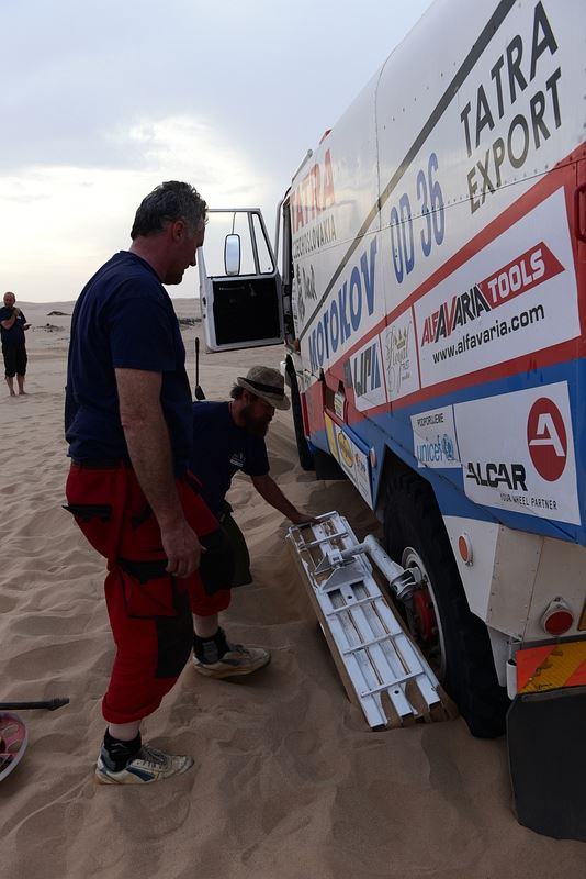 Po stopch zvodu Pa -Dakar